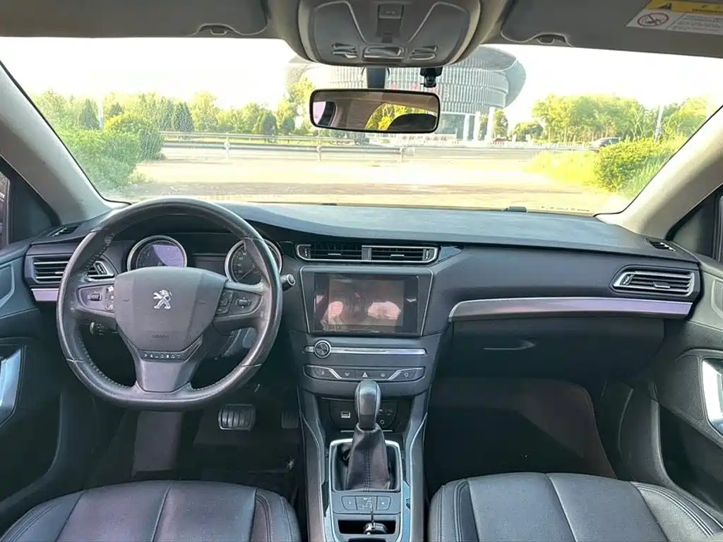 Peugeot 408 — миниатюра 9