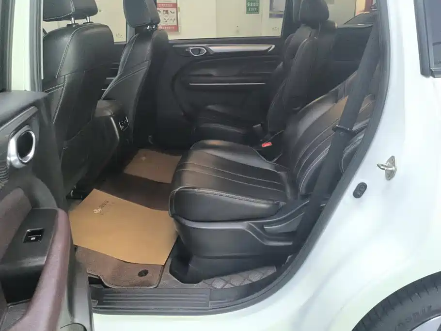 GAC Motor Trumpchi M6 — миниатюра 11