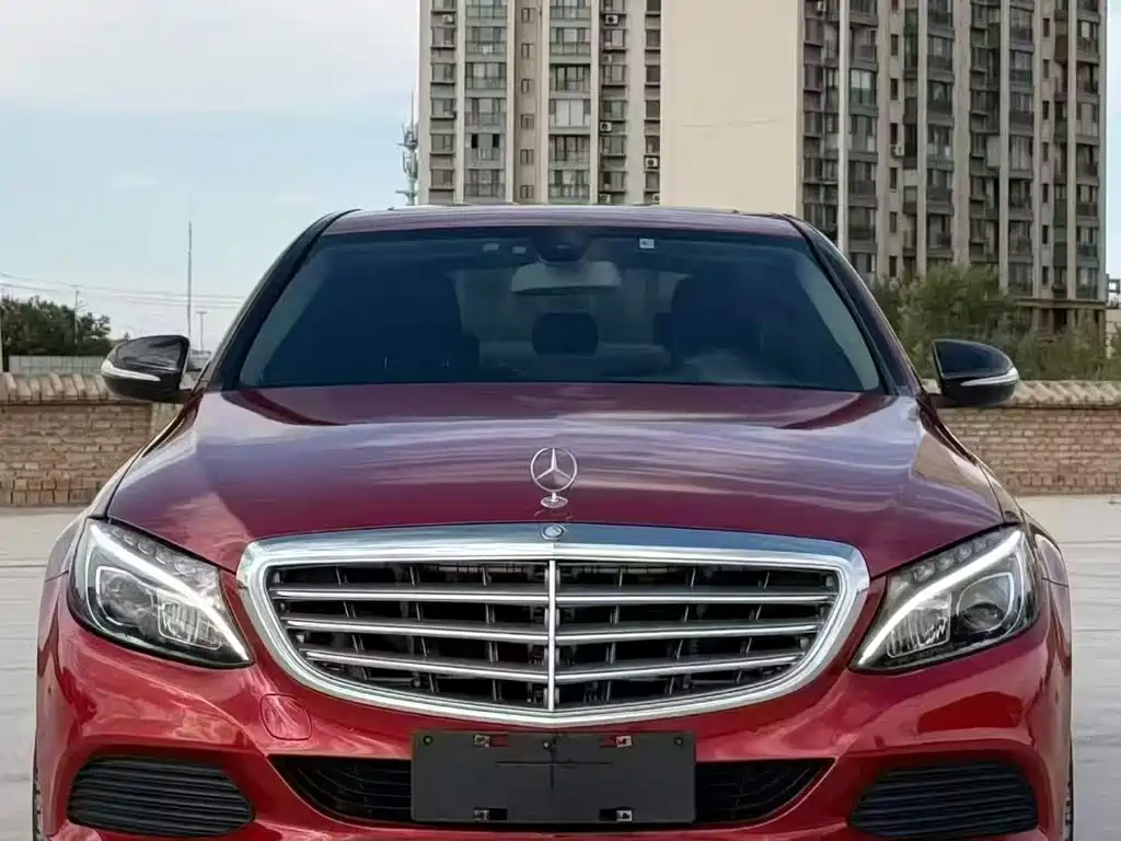 Mercedes-Benz C-Class — миниатюра 2