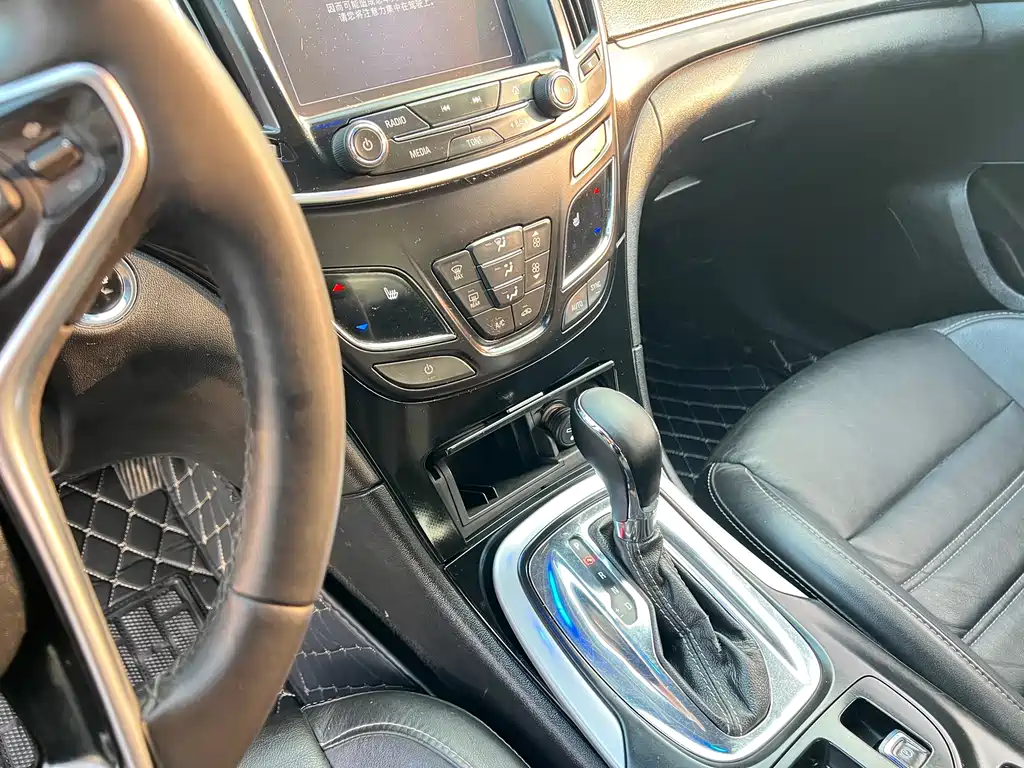 Buick Regal — миниатюра 9
