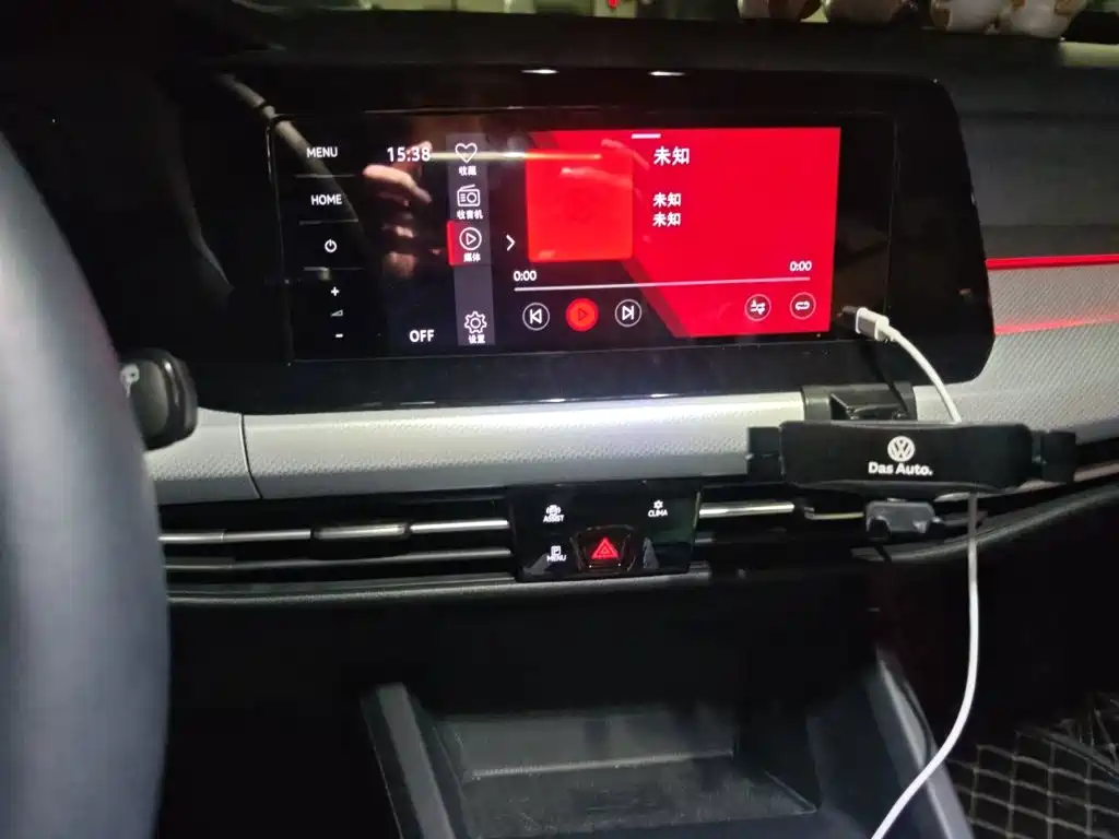 Volkswagen Golf — миниатюра 14