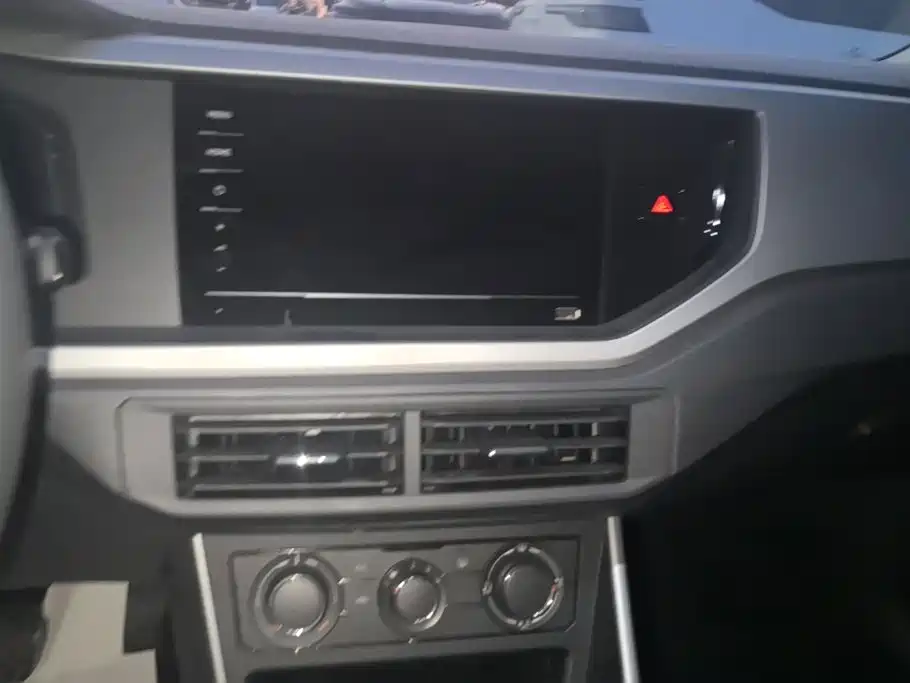 Volkswagen Polo — миниатюра 13