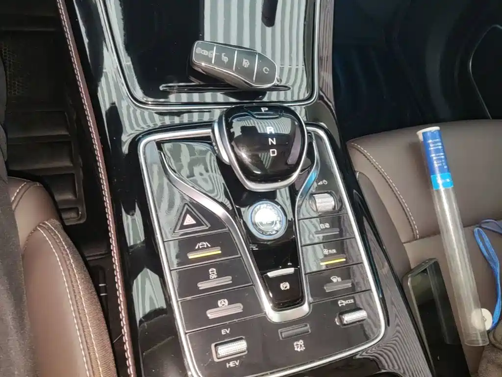 BYD MAX New Energy — миниатюра 14