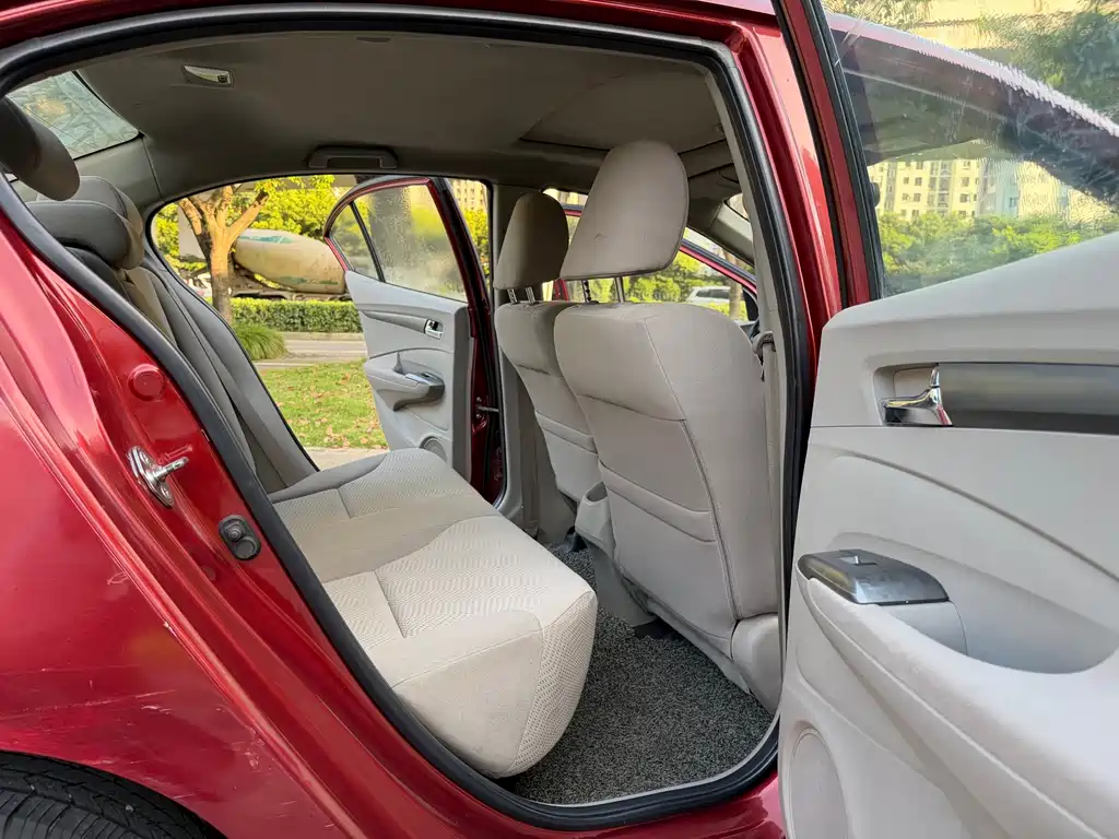 Honda City Classic — миниатюра 5
