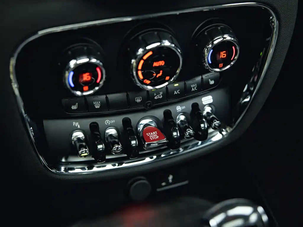 MINI Mini JCW Clubman — миниатюра 13