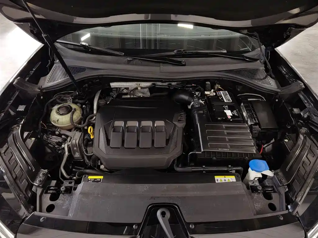 Volkswagen TayronX X 2020 330TSI Luxury Smart Connect