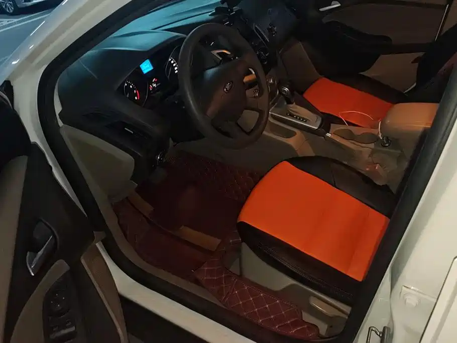 Ford Focus — миниатюра 9