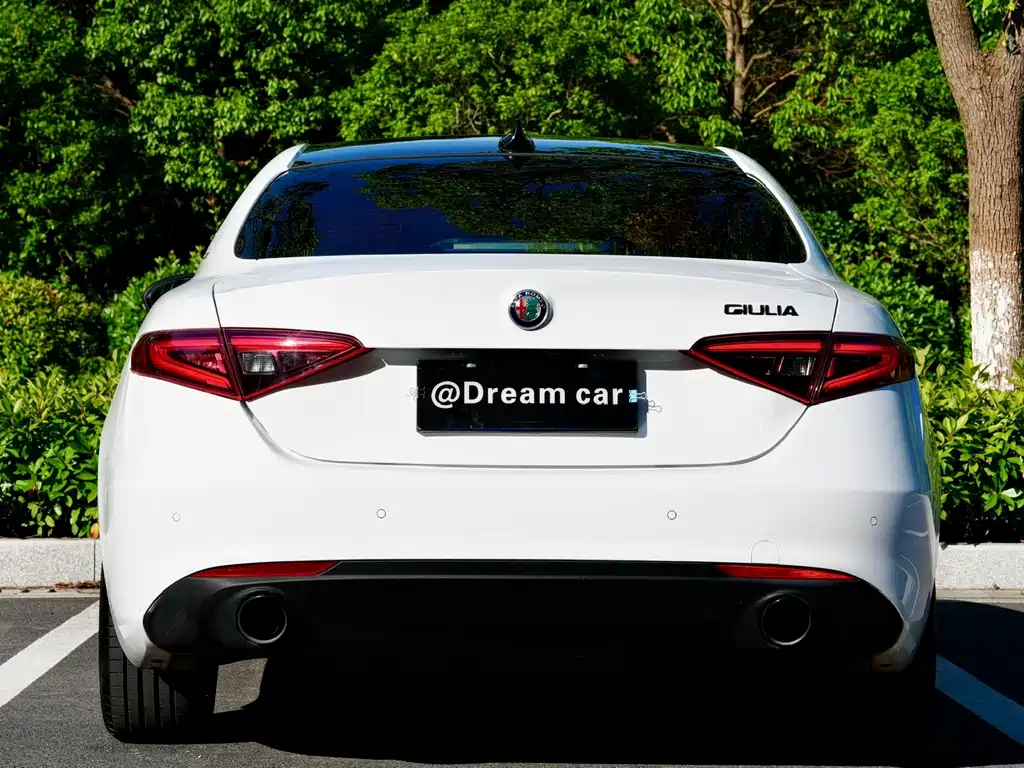 Alfa Romeo Giulia — миниатюра 5