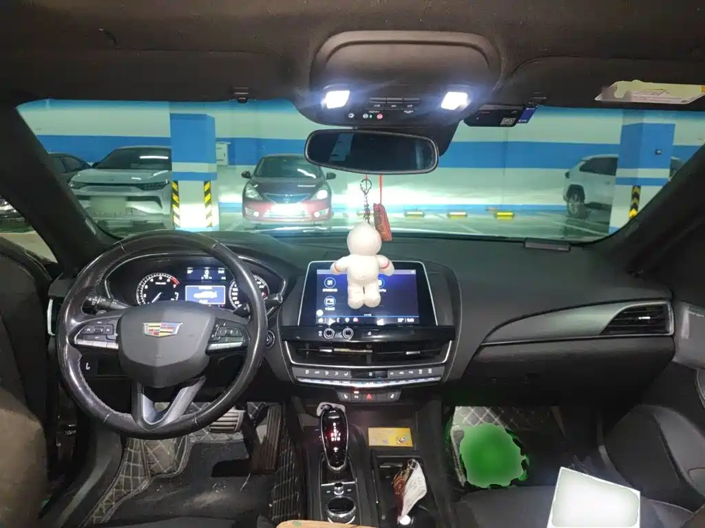 Cadillac CT5 — миниатюра 10
