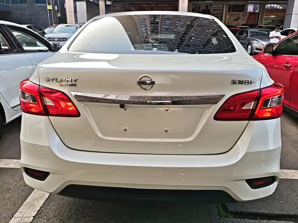 Nissan Sylphy — миниатюра 6