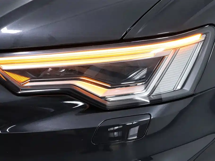 Audi A6L — миниатюра 18