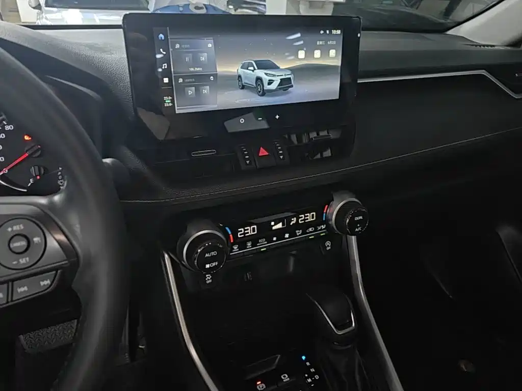 Toyota Wildlander — миниатюра 13