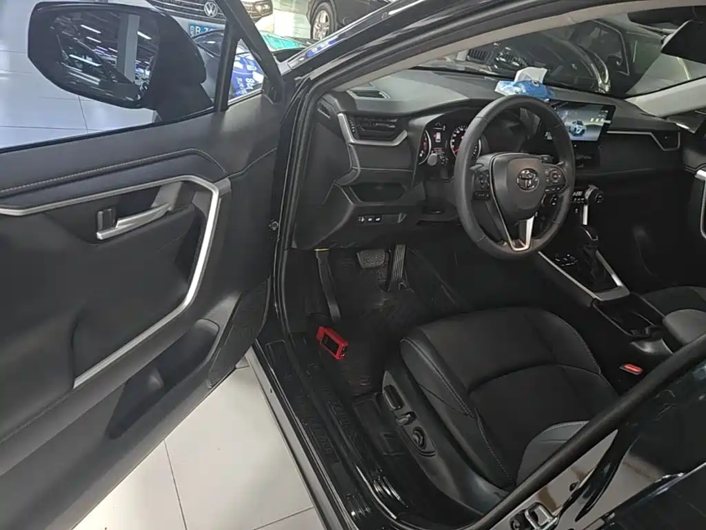 Toyota Wildlander — миниатюра 16