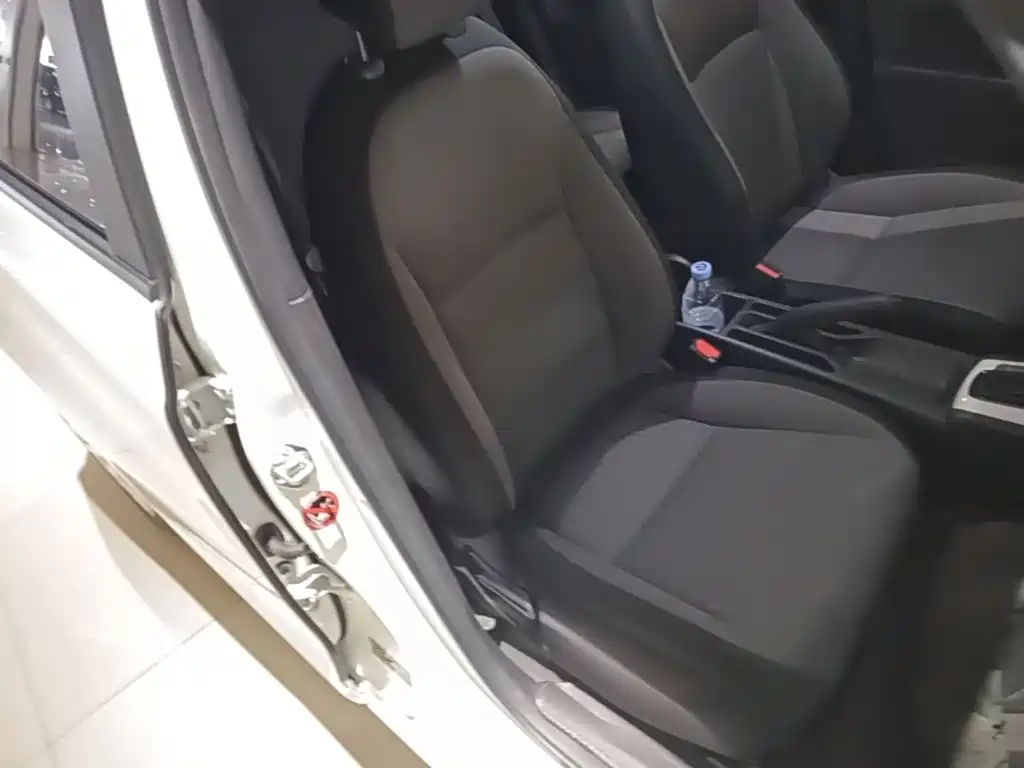 Honda Fit — миниатюра 25