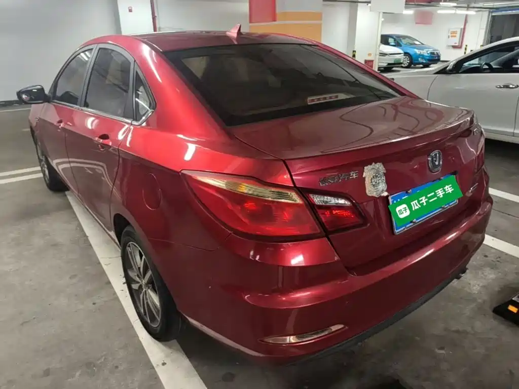 Changan Eado — миниатюра 5