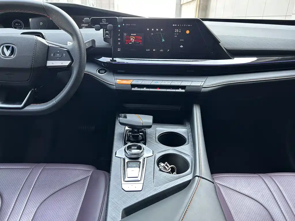 Changan UNI-V — миниатюра 14