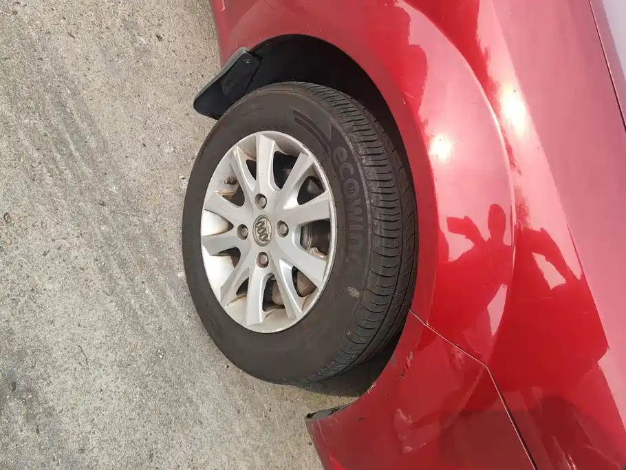 Buick Excelle — миниатюра 6