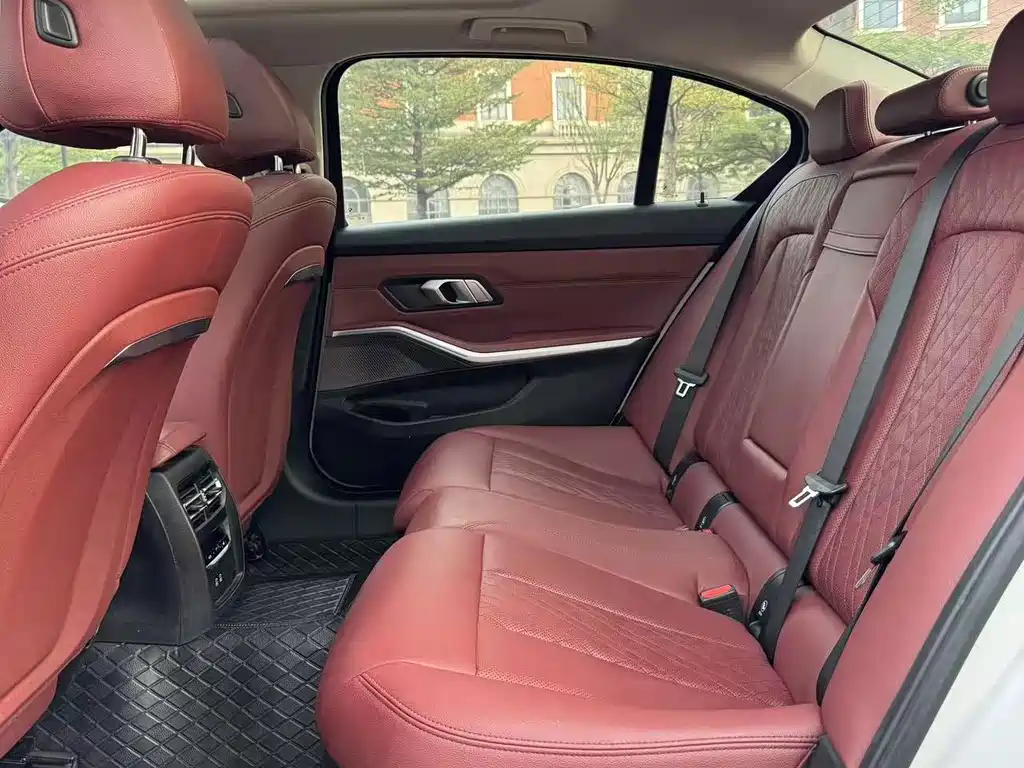 BMW 3 Series — миниатюра 7
