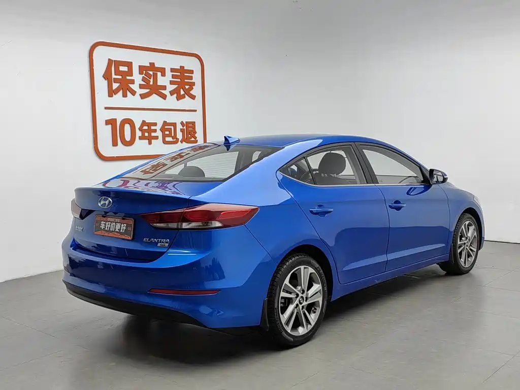 Hyundai Elantra — миниатюра 2
