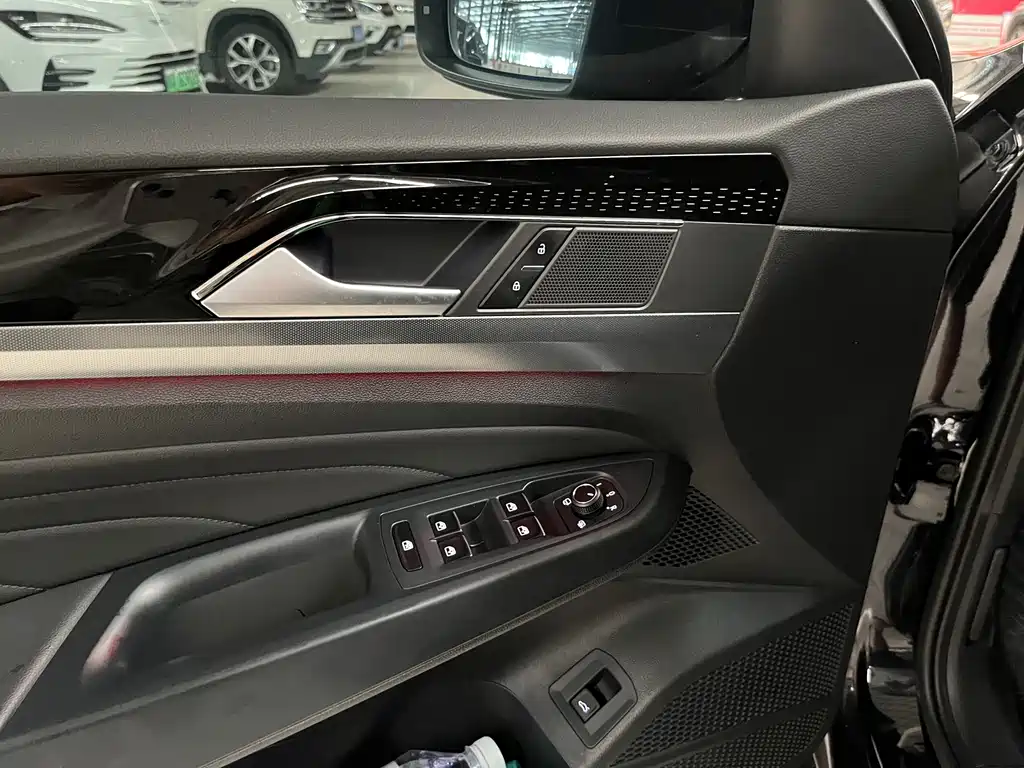 Volkswagen Passat — миниатюра 6