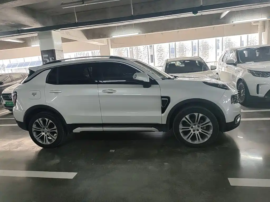 Lynk & Co 01 — миниатюра 26