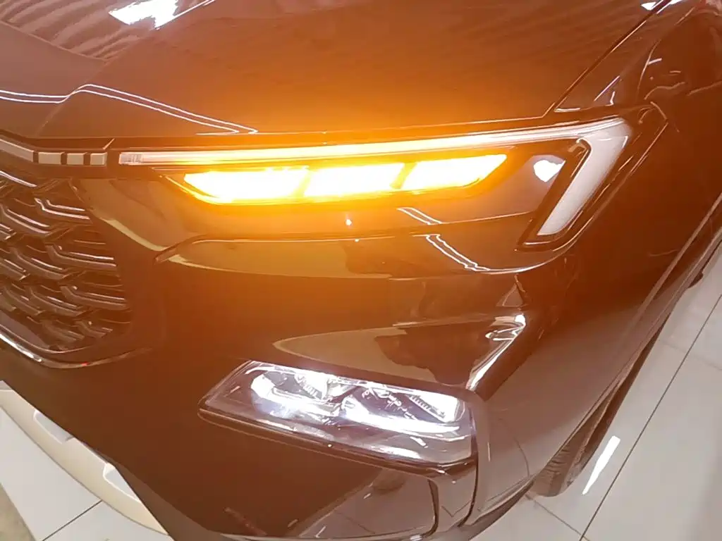 Ford Equator Sport — миниатюра 24