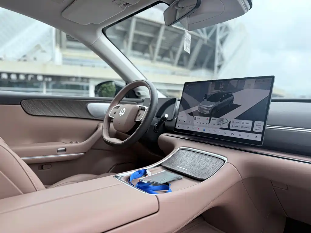 Leapmotor Leapmotor C11 — миниатюра 14