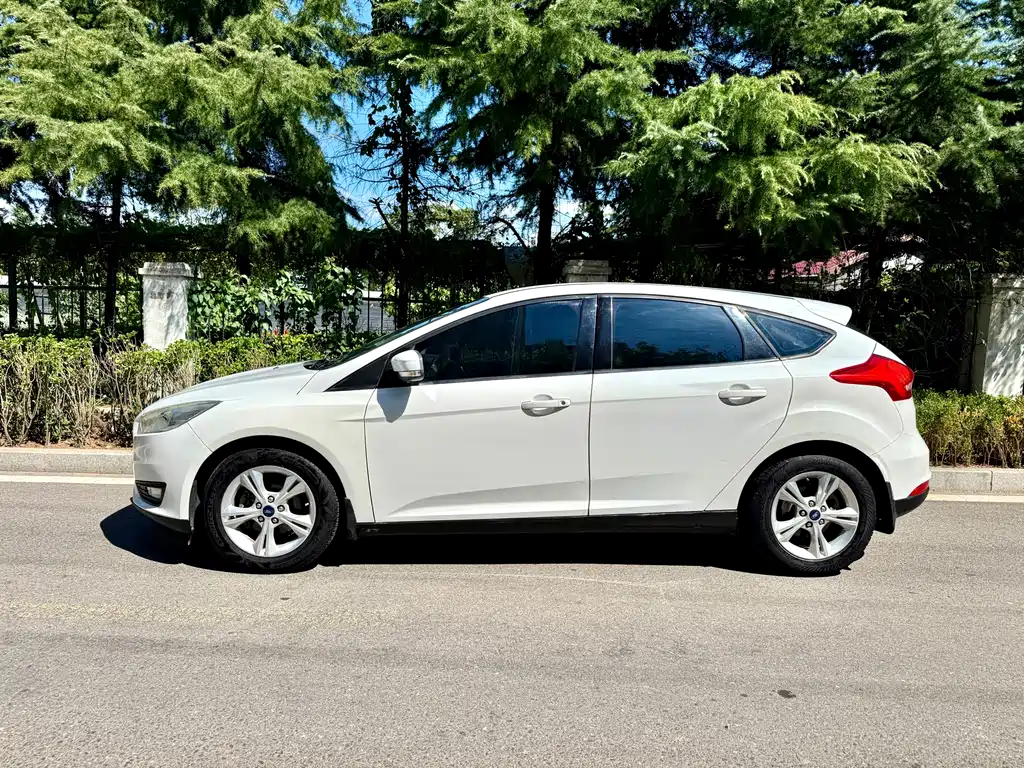 Ford Focus — миниатюра 2