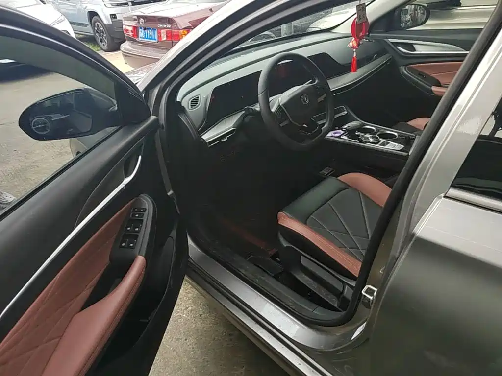 Changan Eado — миниатюра 16