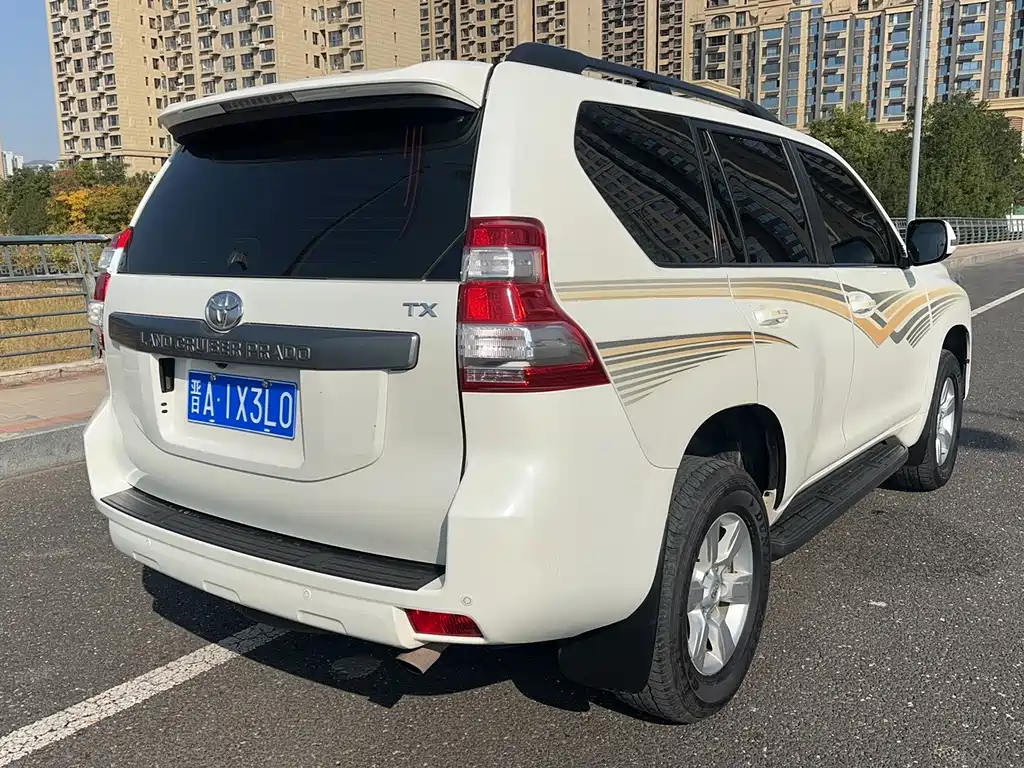 Toyota Prado (Import) — миниатюра 7