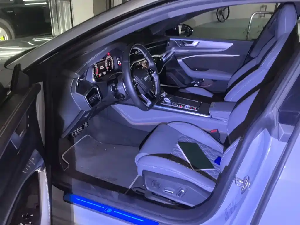 Audi A7L — миниатюра 17