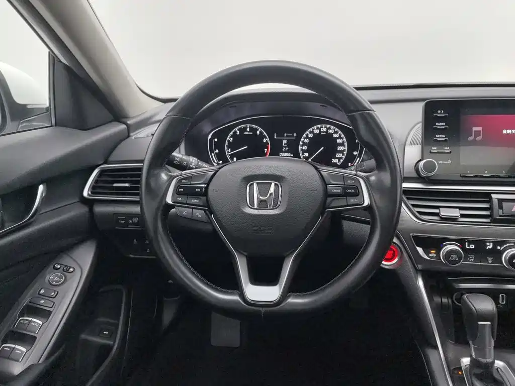 Honda Accord — миниатюра 11