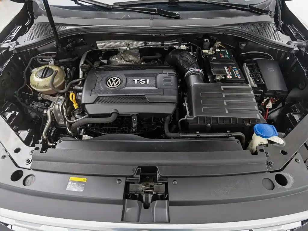 Volkswagen Tiguan L — миниатюра 6