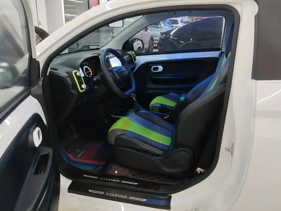 Roewe Clever — миниатюра 9