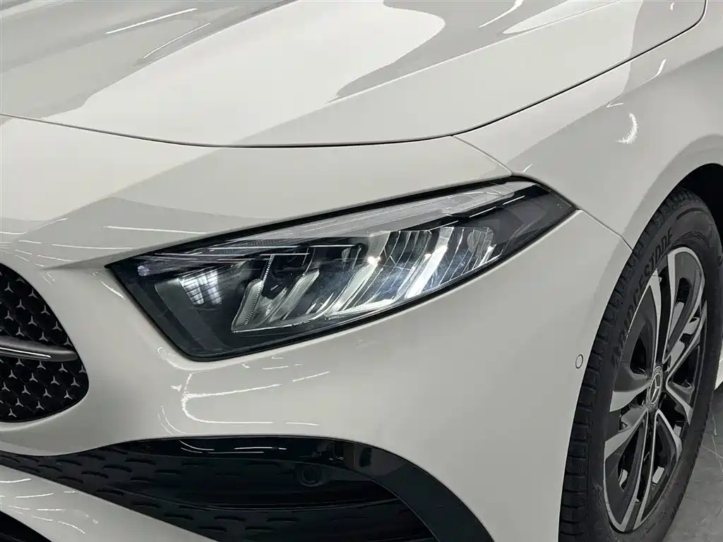 Mercedes-Benz A-Class A 2024 A 200 L