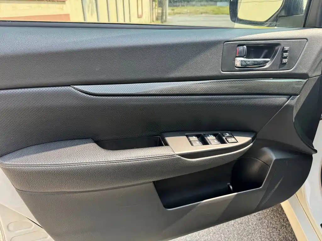 Subaru Outback — миниатюра 18