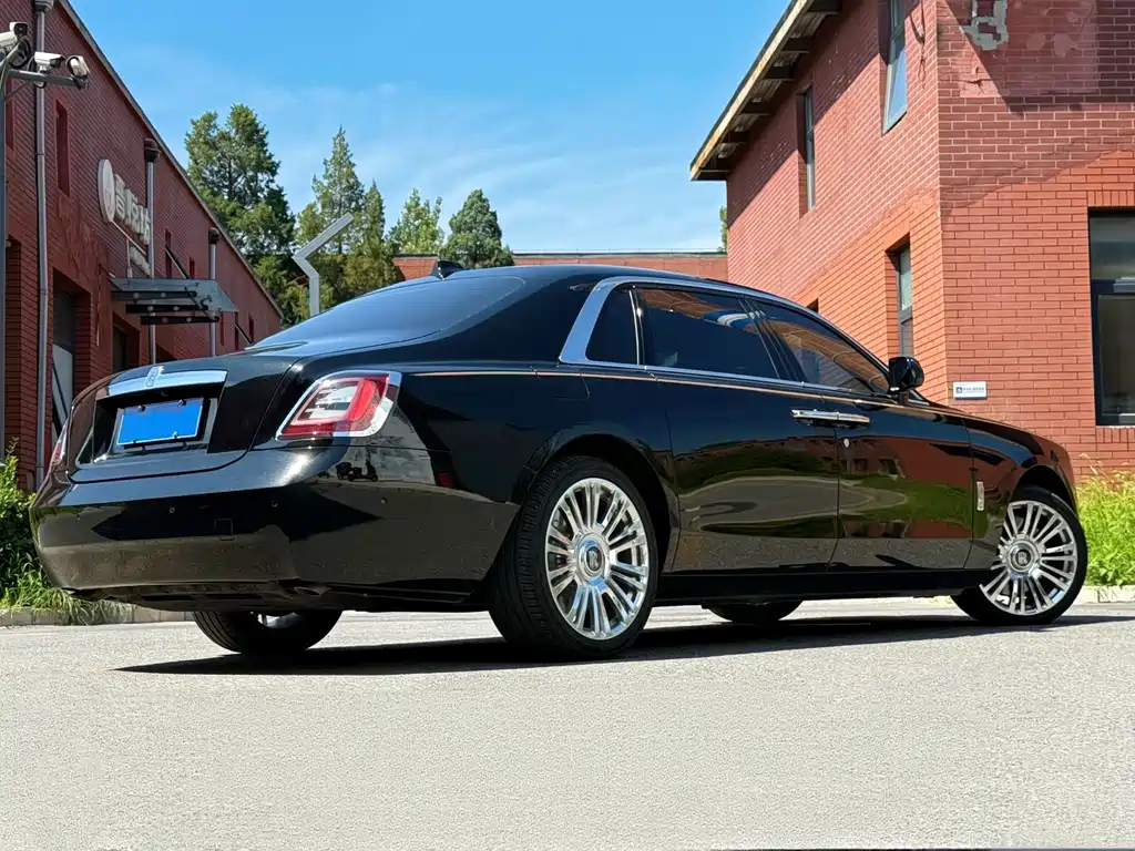 Rolls-Royce Ghost — миниатюра 6