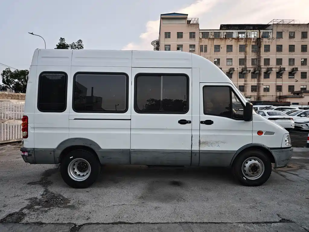 IVECO Baodi — миниатюра 4