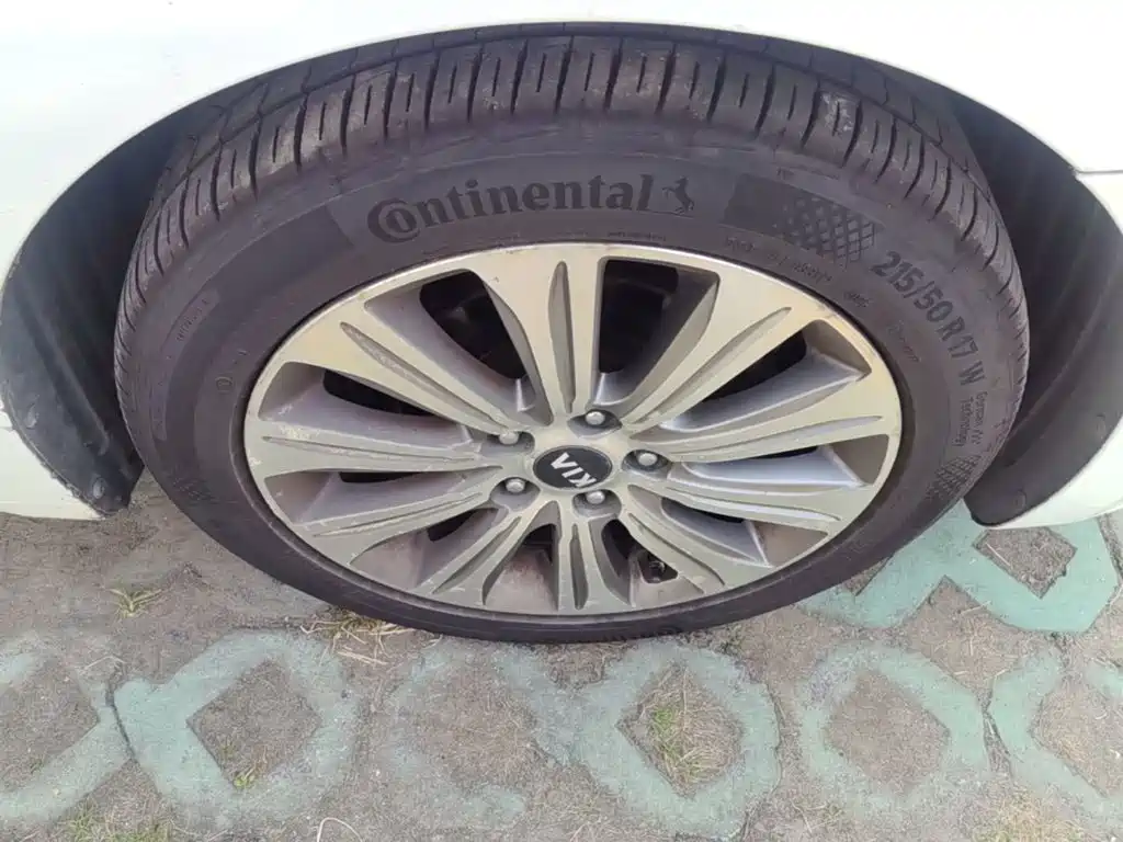Kia K4 — миниатюра 12