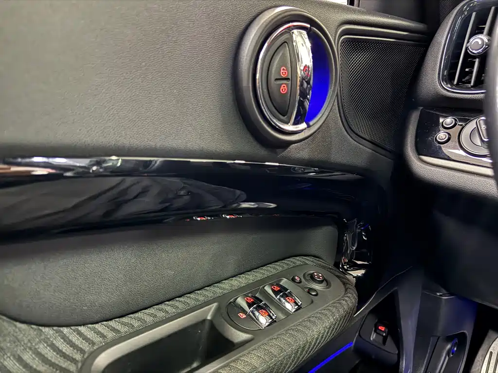 Mini JCW COUNTRYMAN 2018 2.0T JOHN COOPER WORKS