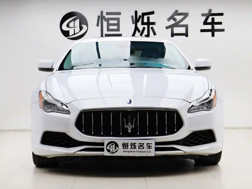 Maserati Quattroporte — миниатюра 24