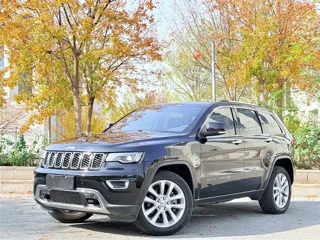 JEEP GRAND CHEROKEE 2019