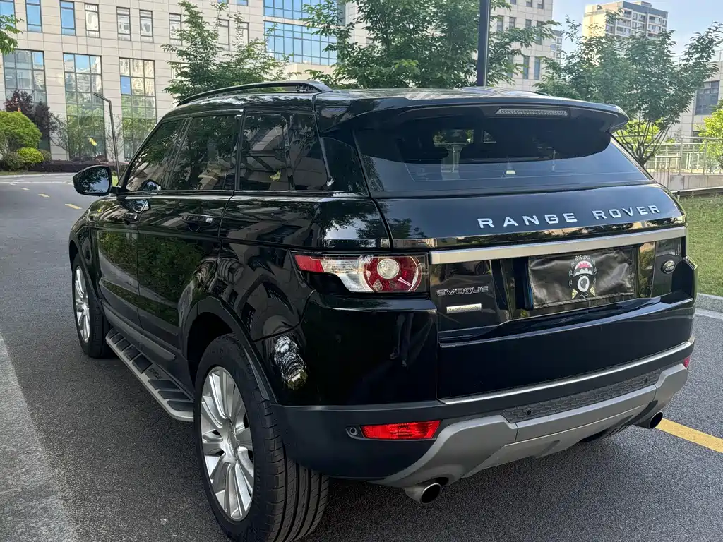 Land Rover Evoque — миниатюра 16
