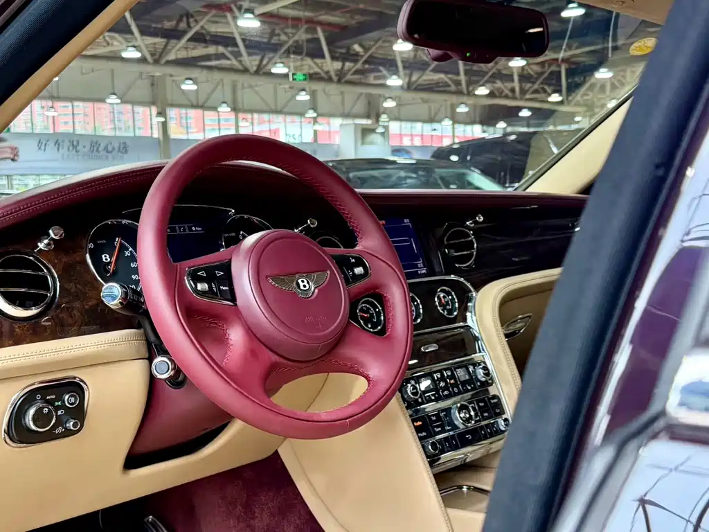 Bentley Mulsanne — миниатюра 4