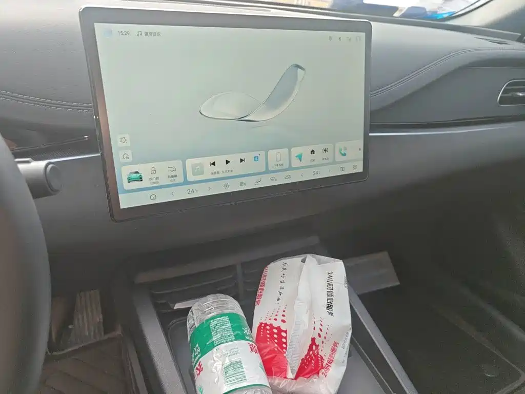 BYD Seal 06 — миниатюра 9