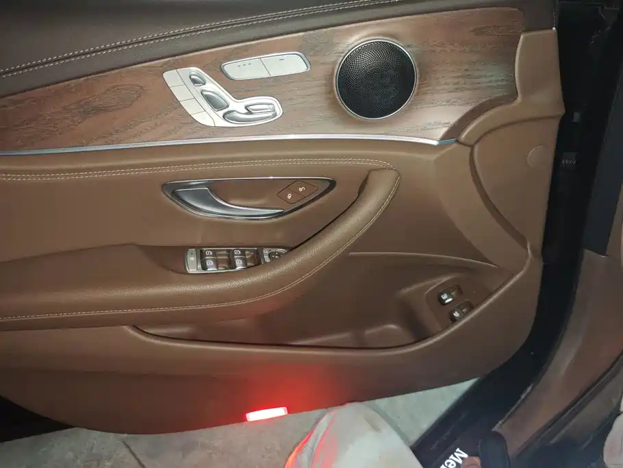 Mercedes-Benz E-Class New Energy — миниатюра 7