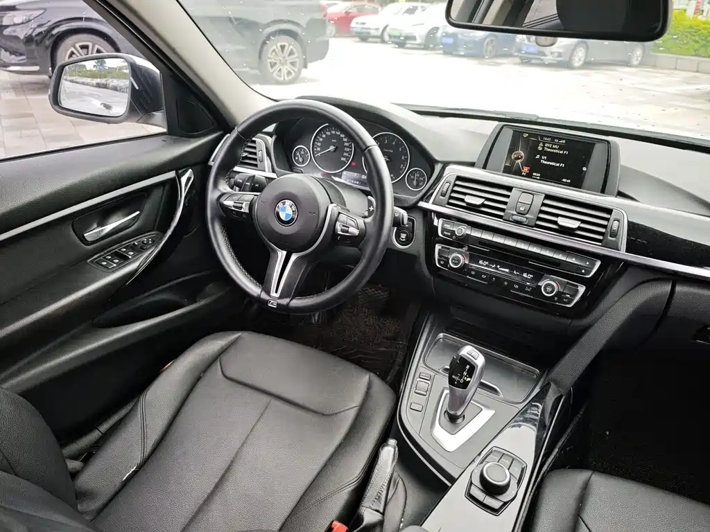 BMW 3 Series — миниатюра 10