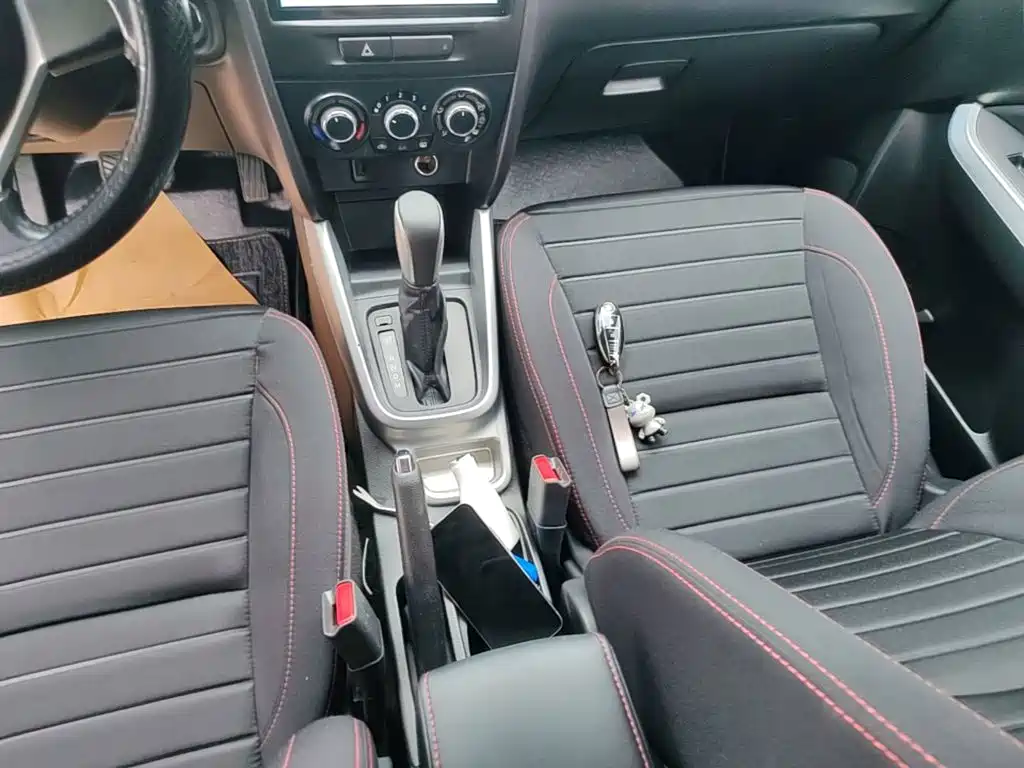 Suzuki Vitara — миниатюра 14