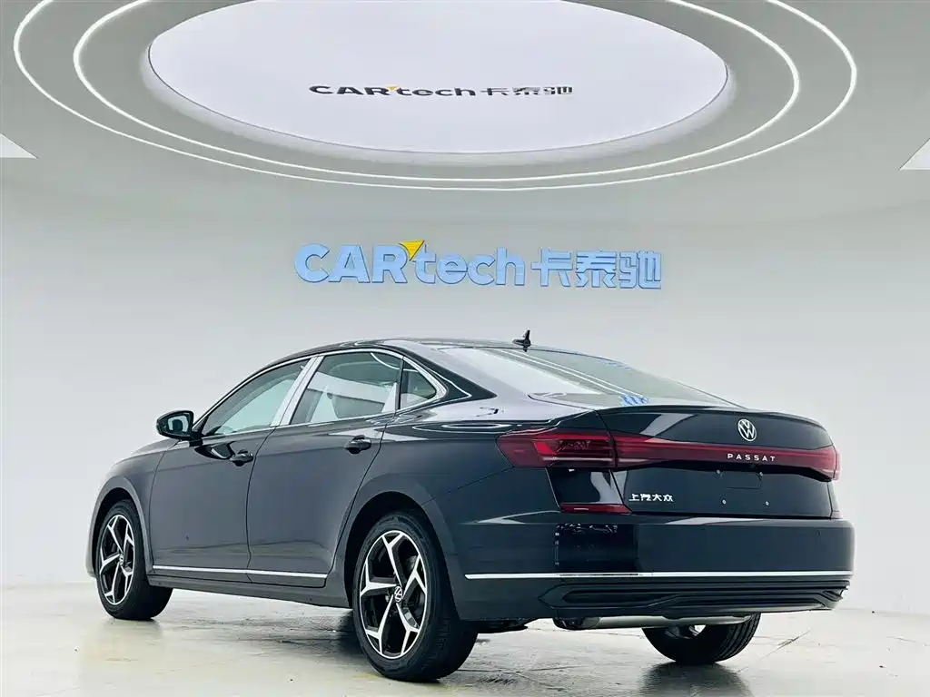 Volkswagen Passat 2026 330TSI Elite
