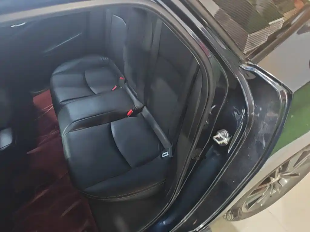 Honda Civic — миниатюра 17